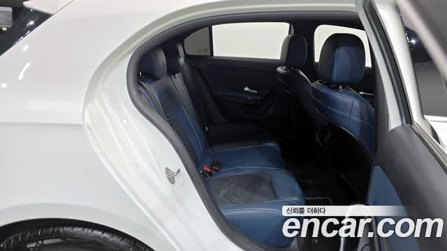 Mercedes-Benz A-Class 2020 — Фото 12/20