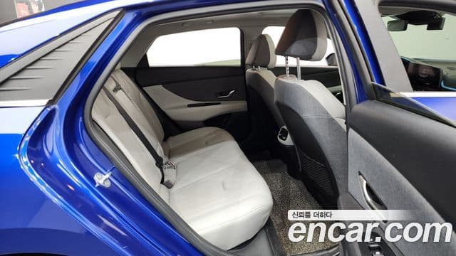 Hyundai Avante 2020 — ფოტო 12/20