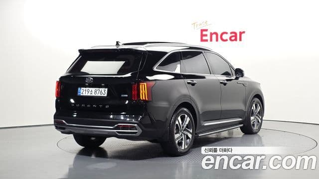 Kia Sorento 2021 — ფოტო 2/20