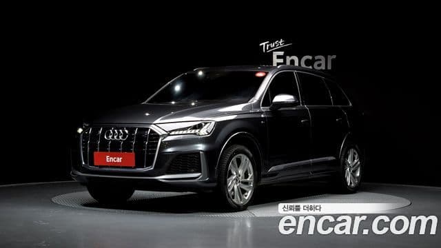 Audi Q7 2021 — Şəkil 1/20