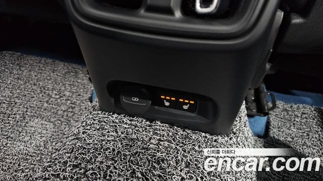 Volvo C40 Recharge 2022 — Şəkil 10/20