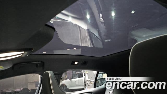 Volvo C40 Recharge 2022 — Şəkil 9/20