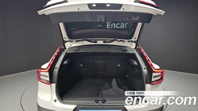 Volvo C40 Recharge 2022 — Şəkil 5/20