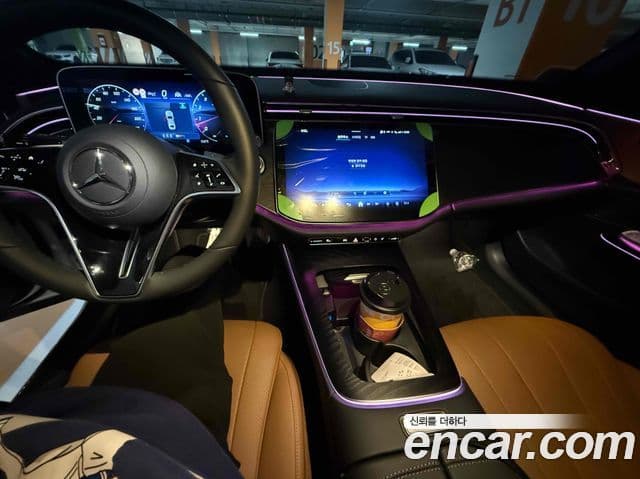 Mercedes-Benz E-Class 2025 — фото 7 из 10
