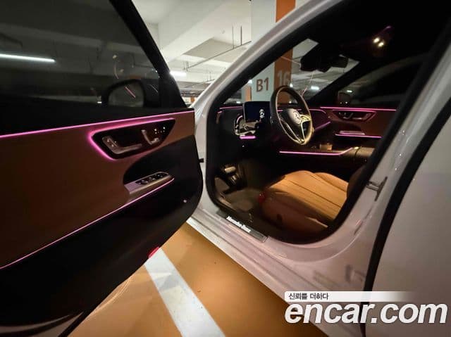 Mercedes-Benz E-Class 2025 — фото 8 из 10