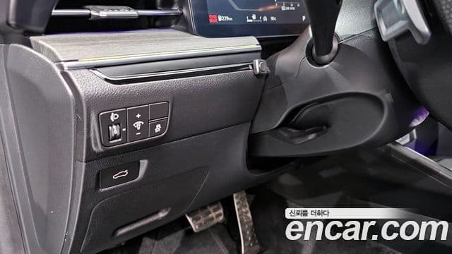 Kia K5 2024 — ფოტო 18/20