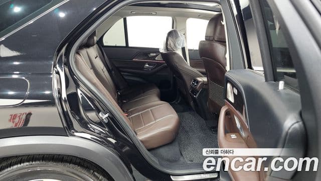 Mercedes-Benz GLE-Class 2022 — ფოტო 12/20