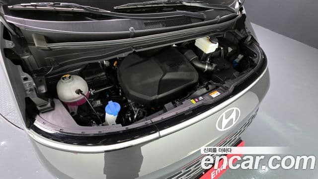 Hyundai Staria 2025 — Şəkil 6/20