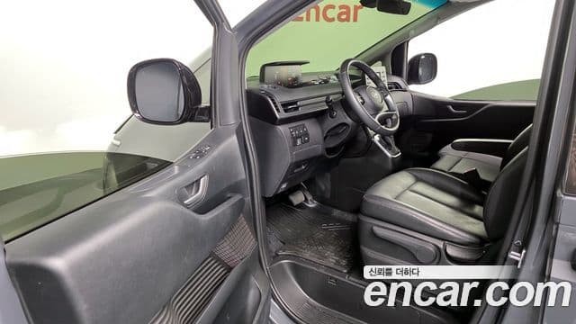 Hyundai Staria 2025 — Şəkil 11/20