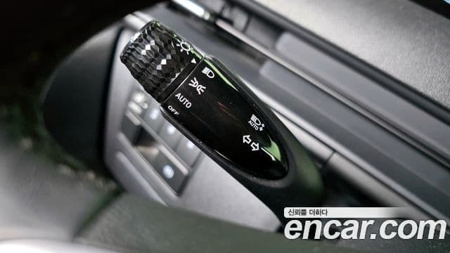 Hyundai Staria 2025 — Şəkil 17/20