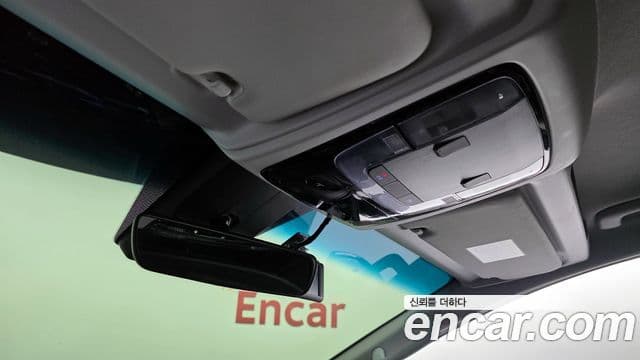 Hyundai Staria 2025 — Şəkil 19/20