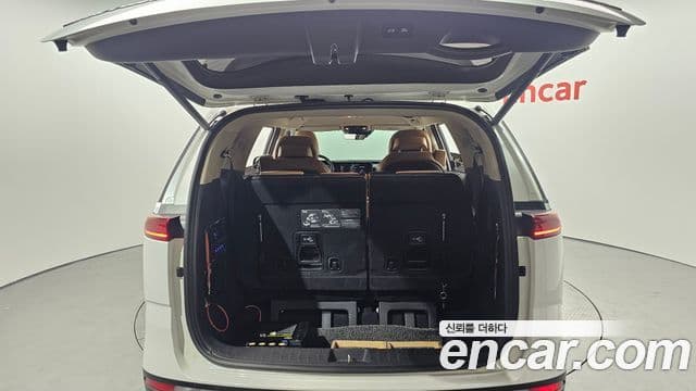 Kia Carnival 2020 — фото 20 из 20