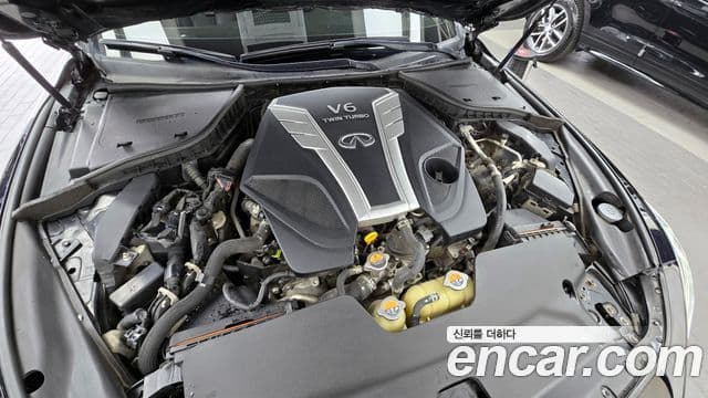 Infiniti Q60 2018 — Şəkil 6/20