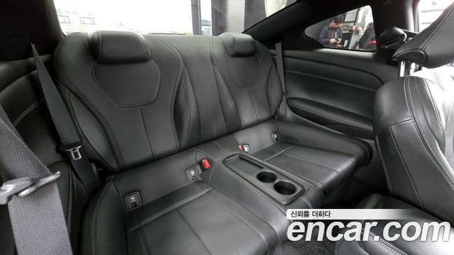 Infiniti Q60 2018 — Şəkil 12/20
