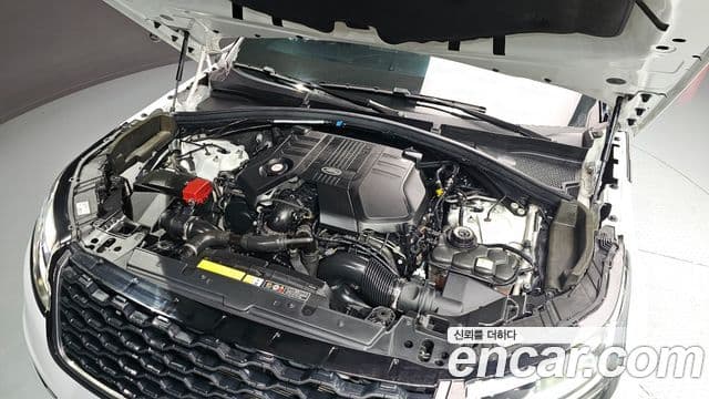 Land Rover Range Rover Velar 2019 — Photo 20/20