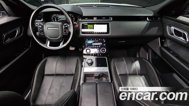 Land Rover Range Rover Velar 2019 — Photo 7/20