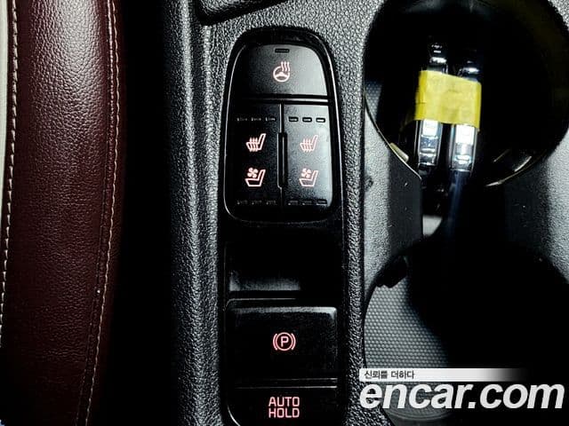 Kia Niro 2019 — ფოტო 12/17