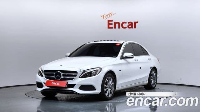 Mercedes-Benz C-Class 2018 — Şəkil 1/20