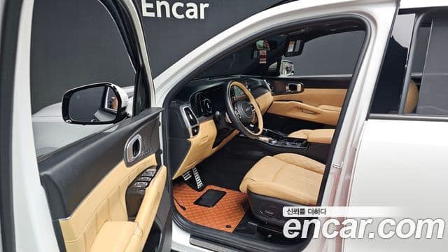 Kia Sorento 2023 — ფოტო 10/20