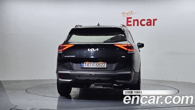 Kia Sportage 2021 — ფოტო 4/20