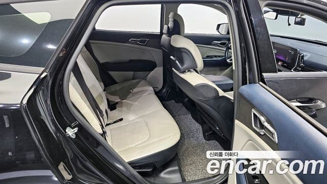 Kia Sportage 2021 — ფოტო 12/20