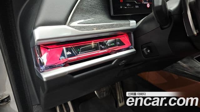 BMW 7 Series 2024 — Photo 11/37