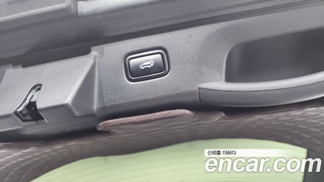 Hyundai Tucson Hybrid 2021 — Photo 6/32