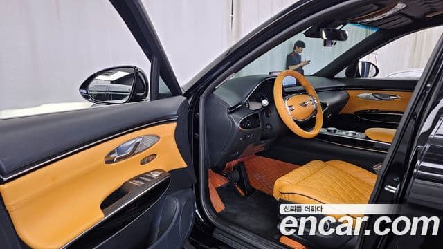 Genesis GV70 2021 — ფოტო 10/20