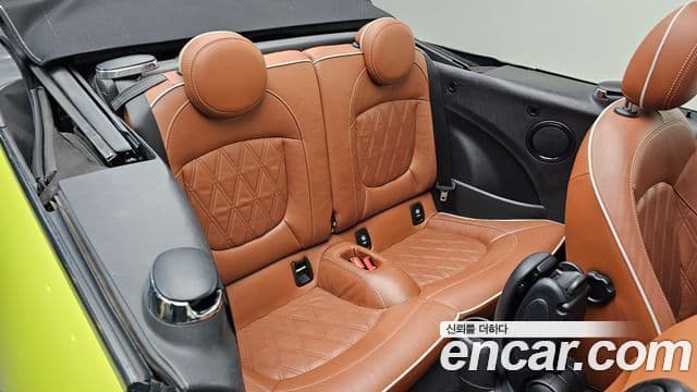 Mini Cooper S Convertible 2022 — ფოტო 11/20