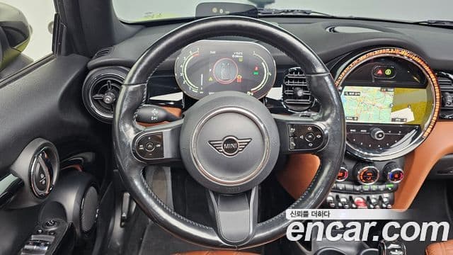 Mini Cooper S Convertible 2022 — ფოტო 12/20