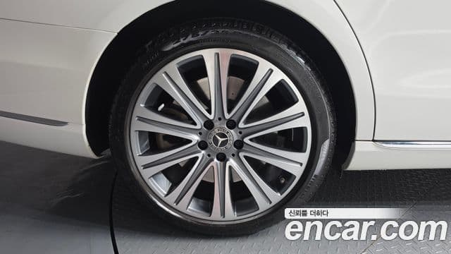 Mercedes-Benz E-Class 2020 — фото 5 из 20