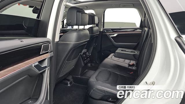 Volkswagen Touareg 2024 — ფოტო 12/20