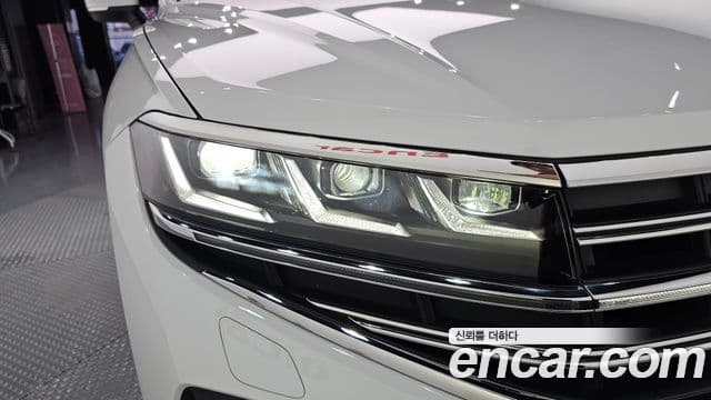 Volkswagen Touareg 2024 — Şəkil 9/38