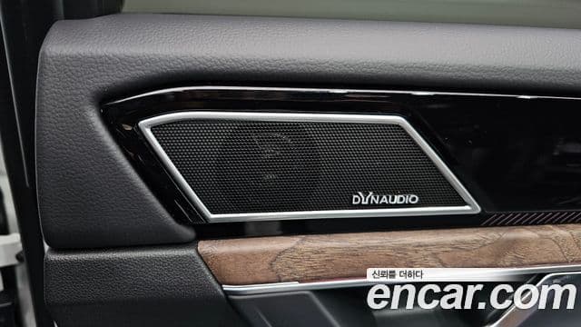 Volkswagen Touareg 2024 — Şəkil 30/38