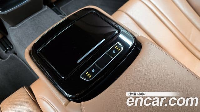 Genesis Electrified G80 2021 — Şəkil 18/20