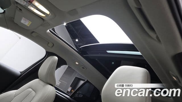 Volvo XC40 2026 — ფოტო 19/20