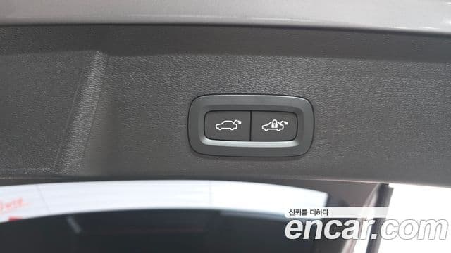 Volvo XC40 2026 — ფოტო 20/20