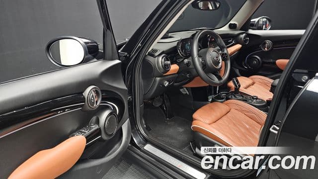 Mini Cooper S 2024 — ფოტო 11/20