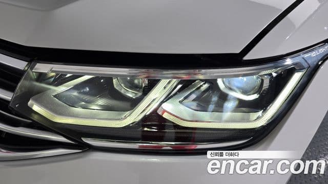 Volkswagen Tiguan 2021 — Photo 25/36