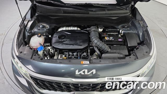 Kia Seltos 2022 — ფოტო 6/20