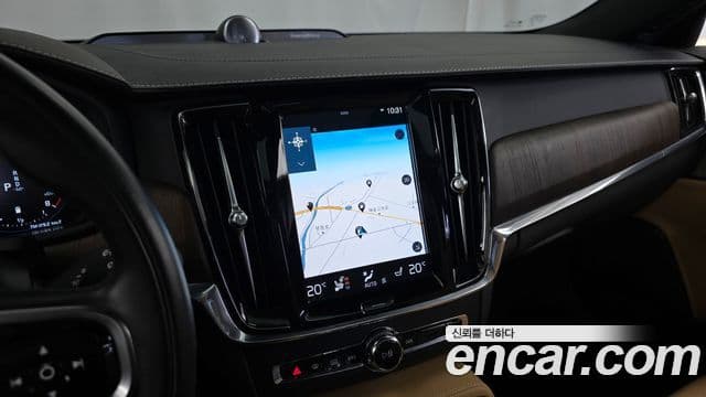 Volvo S90 2021 — Şəkil 15/20