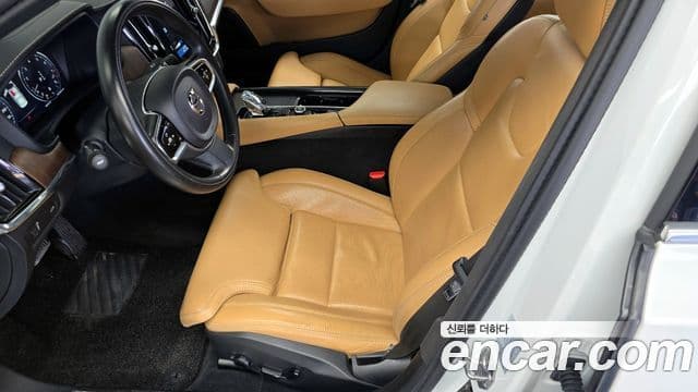 Volvo S90 2021 — Photo 20/34