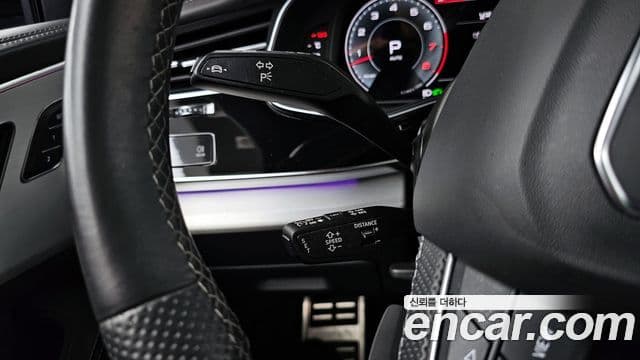 Audi Q8 2022 — Photo 27/31