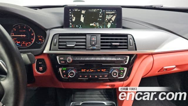 BMW 4 Series 2018 — ფოტო 14/20