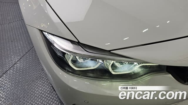 BMW 4 Series 2018 — Şəkil 4/33