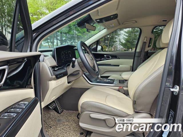 Kia Carnival 2021 — Фото 7/20
