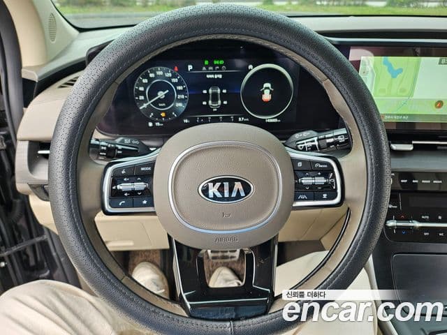 Kia Carnival 2021 — Фото 16/20
