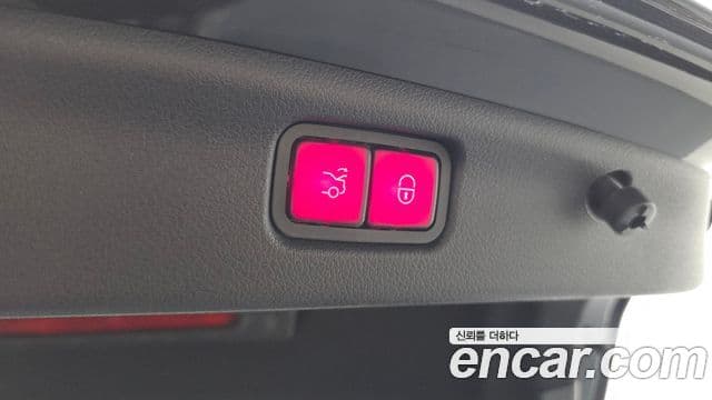 Mercedes-Benz C-Class 2022 — ფოტო 20/20