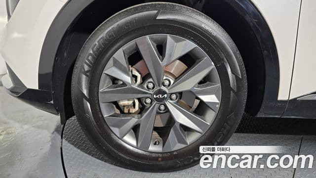 Kia Sportage 2022 — ფოტო 5/20