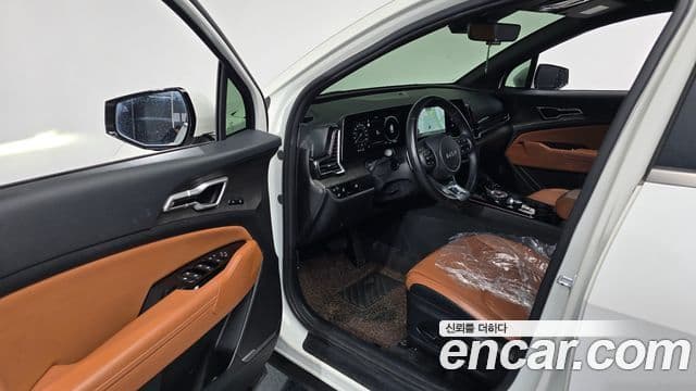 Kia Sportage 2022 — ფოტო 10/20